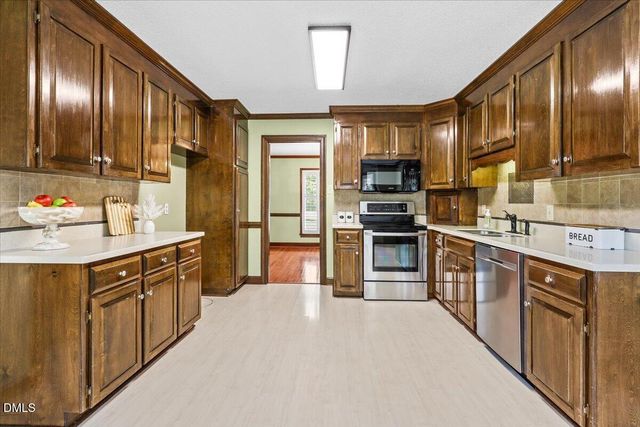 106 Yelverton Place, Goldsboro, NC 27530
