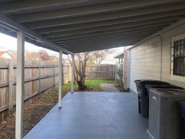 200 Callender Drive, Fort Worth, TX 76108