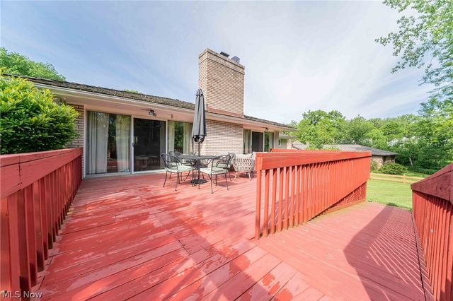 23225 Bryden Road, Shaker Heights, OH 44122