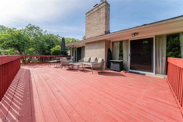 23225 Bryden Road, Shaker Heights, OH 44122