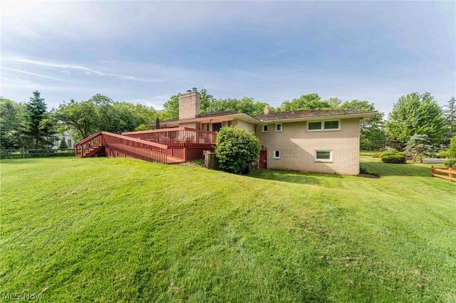 23225 Bryden Road, Shaker Heights, OH 44122