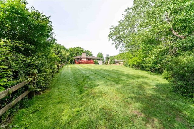 23225 Bryden Road, Shaker Heights, OH 44122
