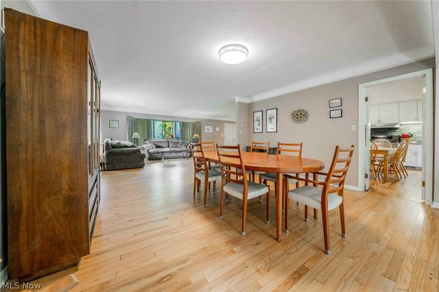 23225 Bryden Road, Shaker Heights, OH 44122