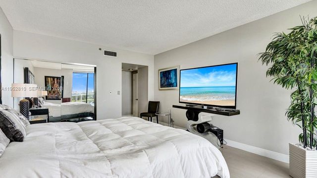 20281 E Country Club Dr 809, Aventura, FL 33180