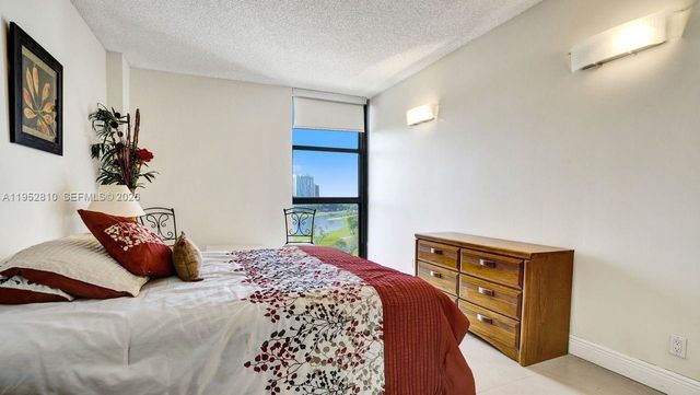 20281 E Country Club Dr 809, Aventura, FL 33180