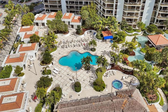 20281 E Country Club Dr 809, Aventura, FL 33180