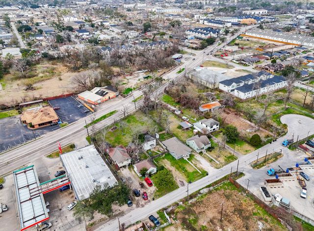 4408 Yale Street, Houston, TX 77018
