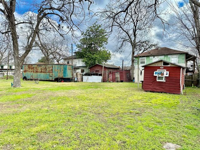 4408 Yale Street, Houston, TX 77018