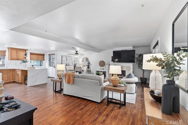 7651 Yorktown Avenue, Huntington Beach, CA 92648