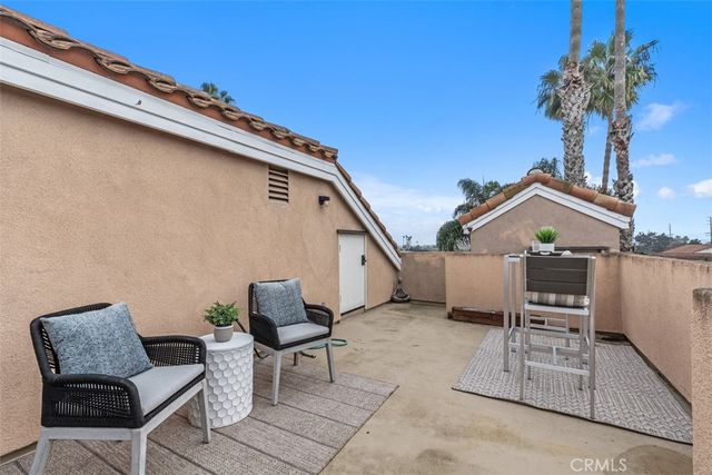7651 Yorktown Avenue, Huntington Beach, CA 92648