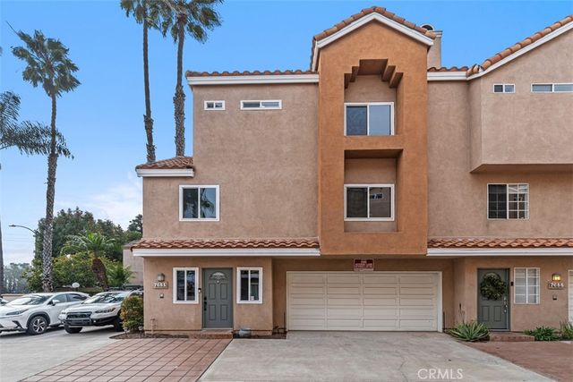 7651 Yorktown Avenue, Huntington Beach, CA 92648