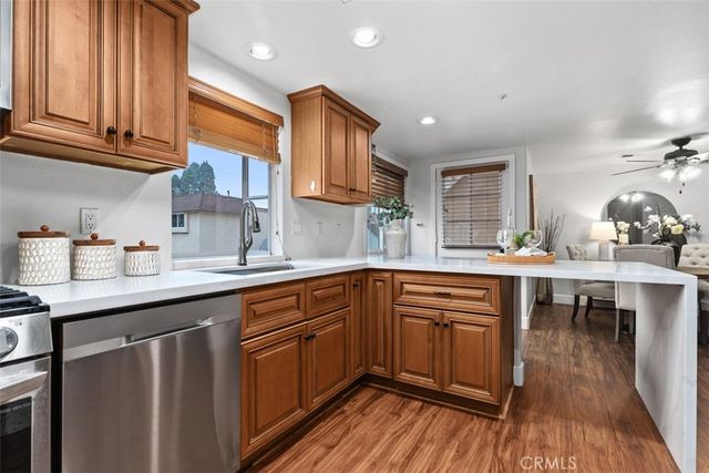 7651 Yorktown Avenue, Huntington Beach, CA 92648