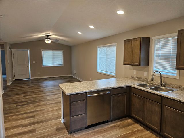 2329 SE 8th Street, Des Moines, IA 50315