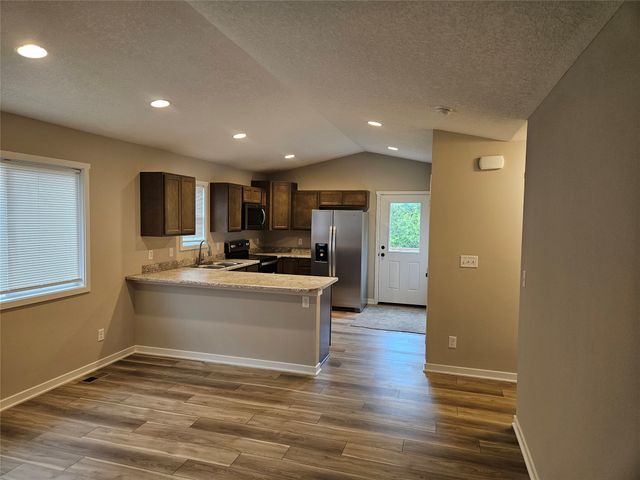 2329 SE 8th Street, Des Moines, IA 50315