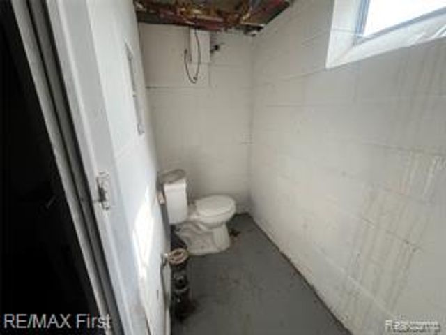 14101 E State Fair Street, Detroit, MI 48205