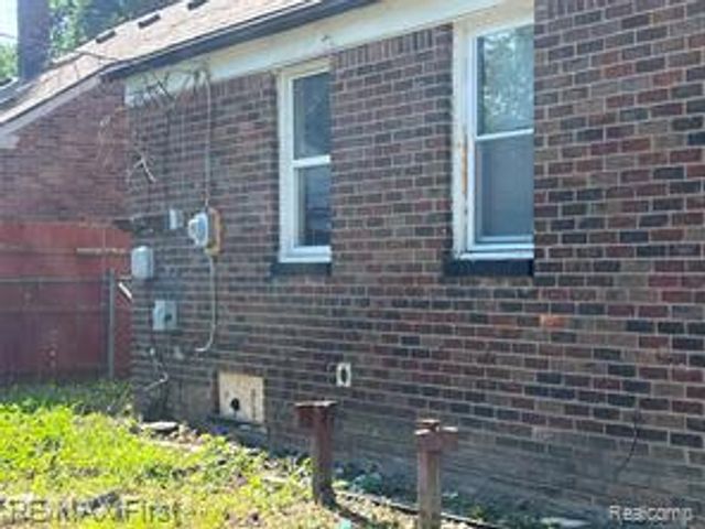14101 E State Fair Street, Detroit, MI 48205