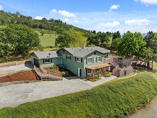2140 N Valley View Road, Ashland, OR 97520