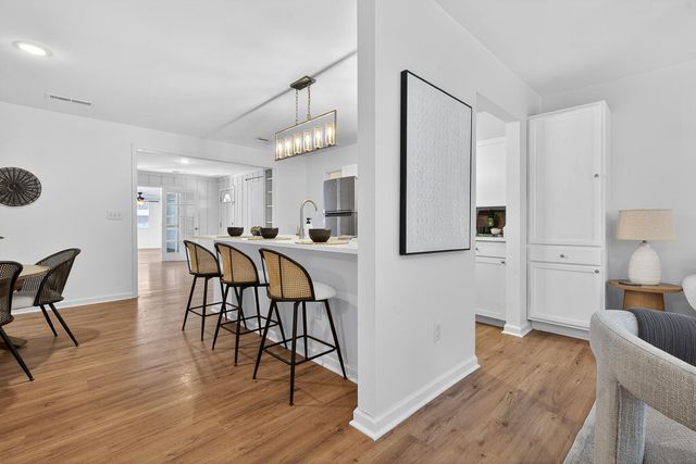 309 Logan Drive, Summerville, SC 29483