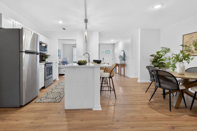 309 Logan Drive, Summerville, SC 29483