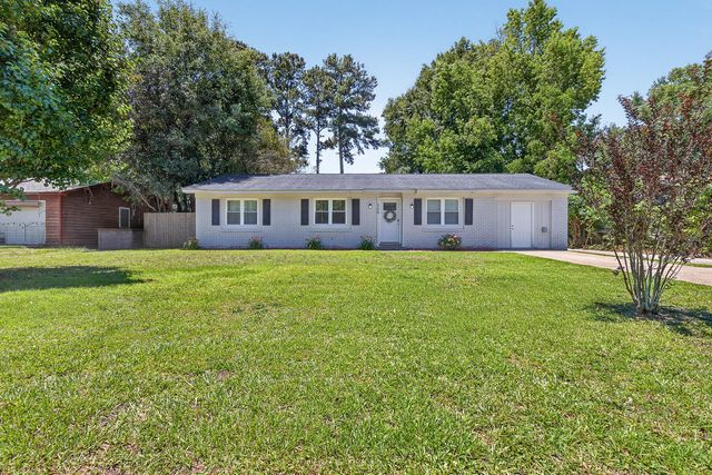 309 Logan Drive, Summerville, SC 29483
