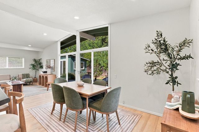 4949 Clear Circle, Carmichael, CA 95608