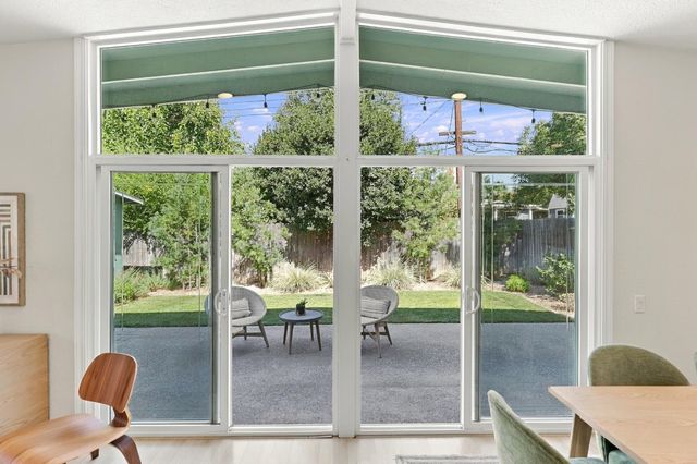 4949 Clear Circle, Carmichael, CA 95608