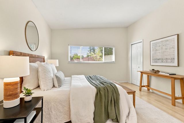 4949 Clear Circle, Carmichael, CA 95608