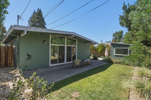 4949 Clear Circle, Carmichael, CA 95608