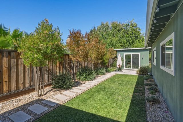 4949 Clear Circle, Carmichael, CA 95608