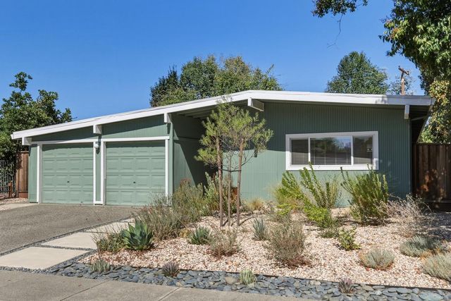 4949 Clear Circle, Carmichael, CA 95608