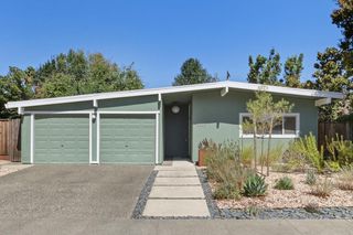 4949 Clear Circle, Carmichael, CA 95608