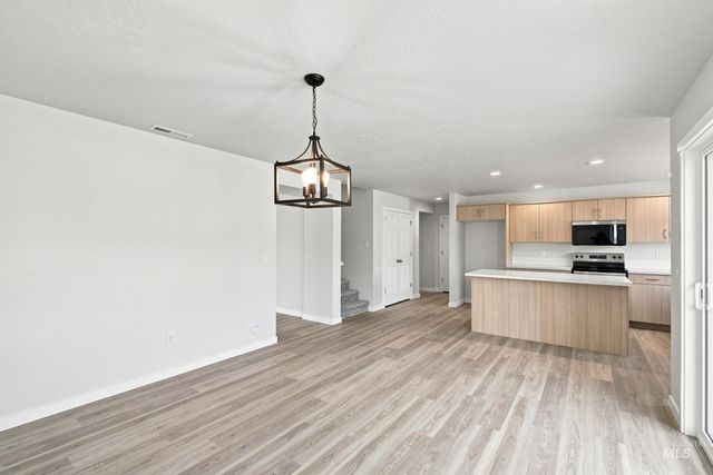 16932 Churn Ave, Nampa, ID 83651