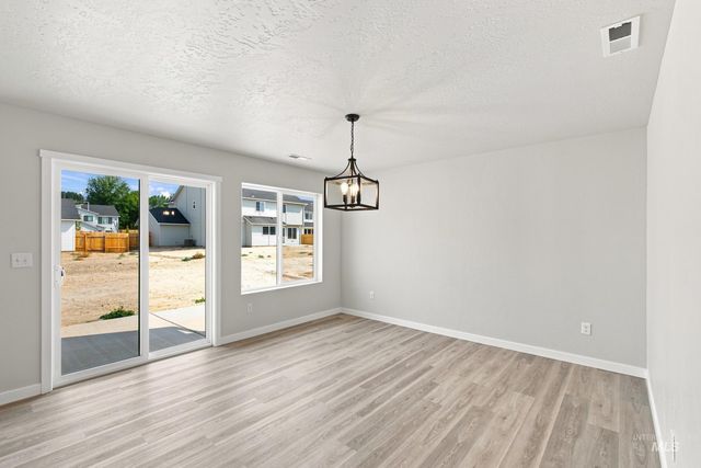 16932 Churn Ave, Nampa, ID 83651