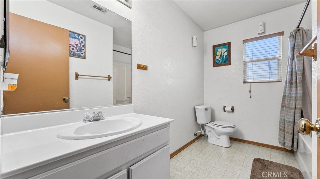 Image 22 of property listing at 37859 Tamara, Palmdale, CA 93550