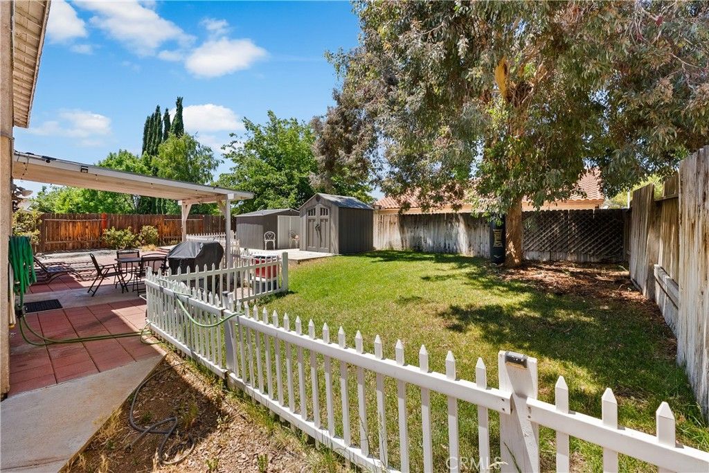 Image 25 of property listing at 37859 Tamara, Palmdale, CA 93550