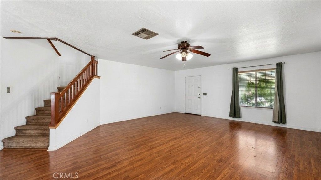 Image 8 of property listing at 37859 Tamara, Palmdale, CA 93550