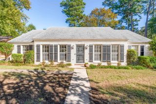 41 Coachlight Drive, Little Rock, AR 72227