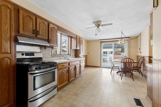 14 Poole St, Medford, MA 02155