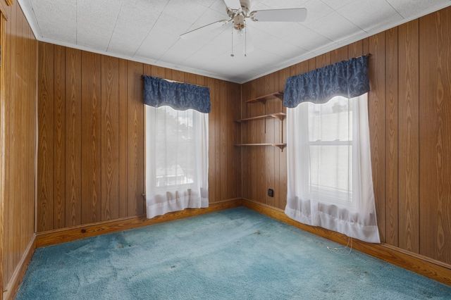 14 Poole St, Medford, MA 02155