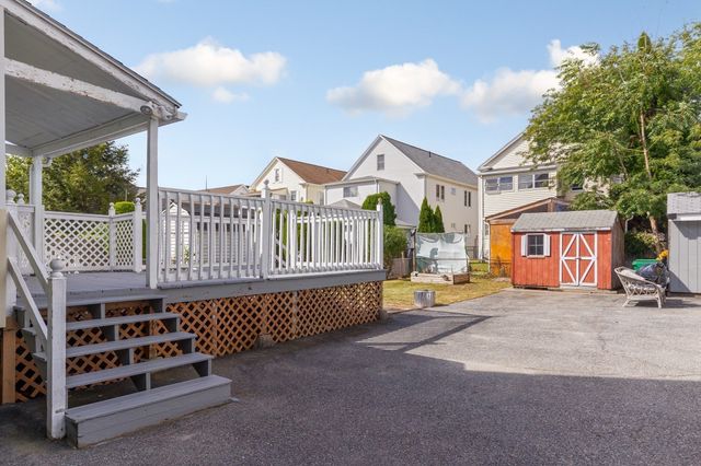 14 Poole St, Medford, MA 02155