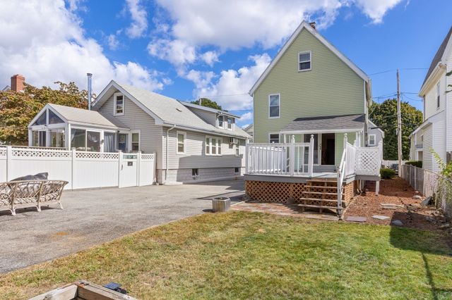 14 Poole St, Medford, MA 02155