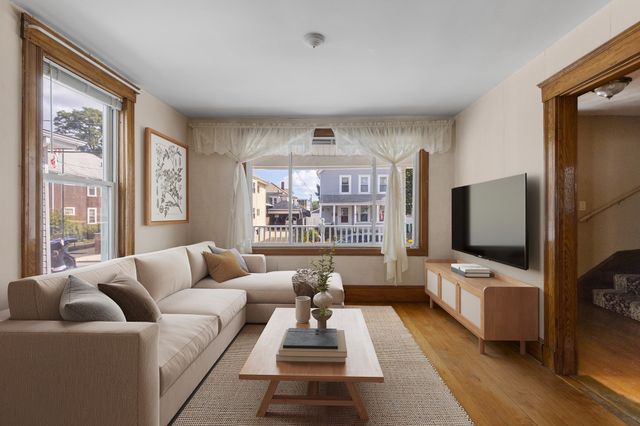 14 Poole St, Medford, MA 02155