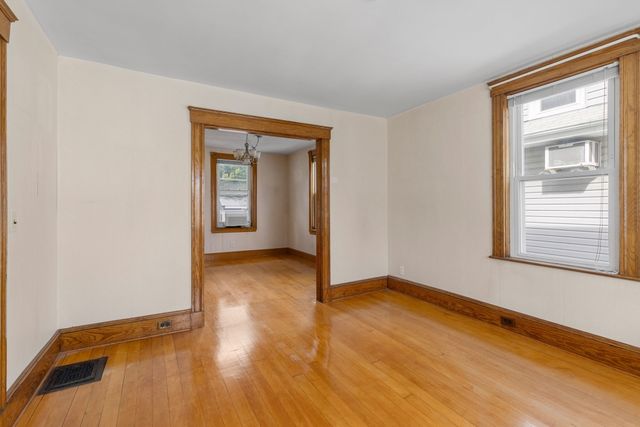 14 Poole St, Medford, MA 02155