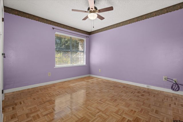 5820 Foxcroft Rd., Tyler, TX 75703