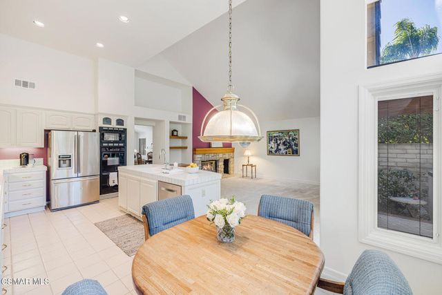 1605 Shadow Oaks Place, Thousand Oaks, CA 91362