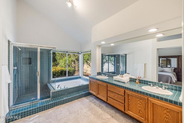 1605 Shadow Oaks Place, Thousand Oaks, CA 91362