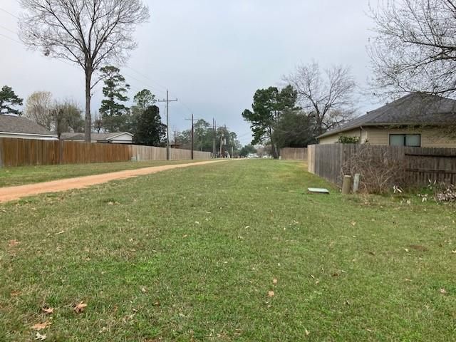 3723 O Henry Drive, Montgomery, TX 77356