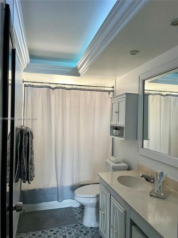 9359 Fontainebleau Blvd F203, Miami, FL 33172