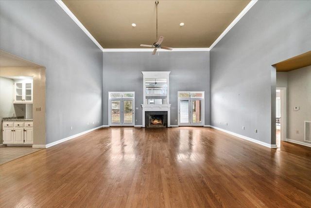 635 OAKVIEW AVE, Covington, TN 38019