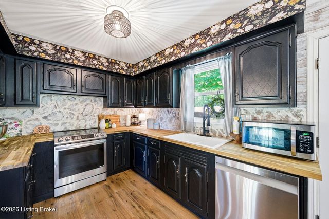 655 Bridgeport Rd, Frankfort, KY 40601